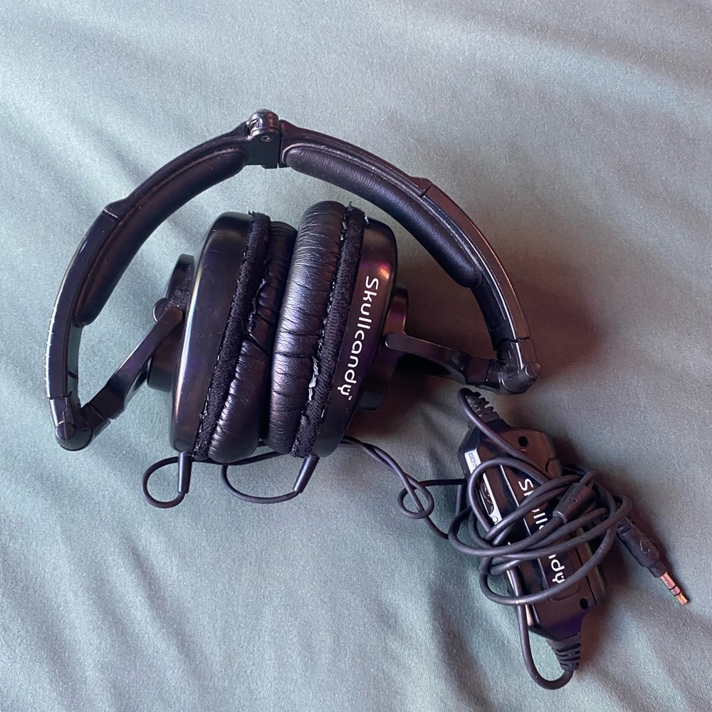 Skullcandy headphones